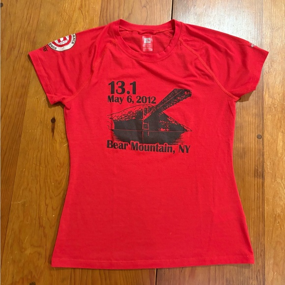 The North Face Women Shirt Sleeve Technical Running Shirt Small Challange - Picture 1 of 8